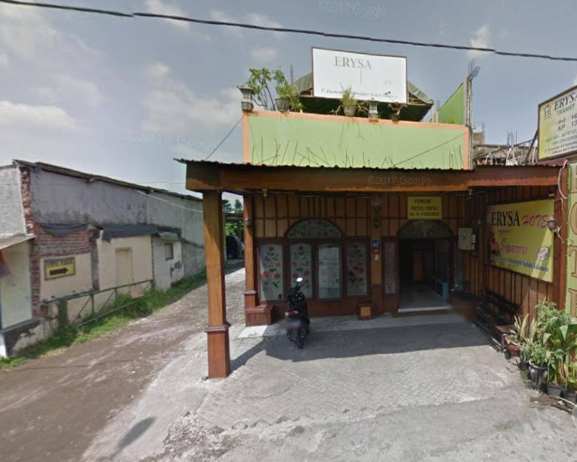 Hotel Erysa Juanda Sedati Kültér fotó