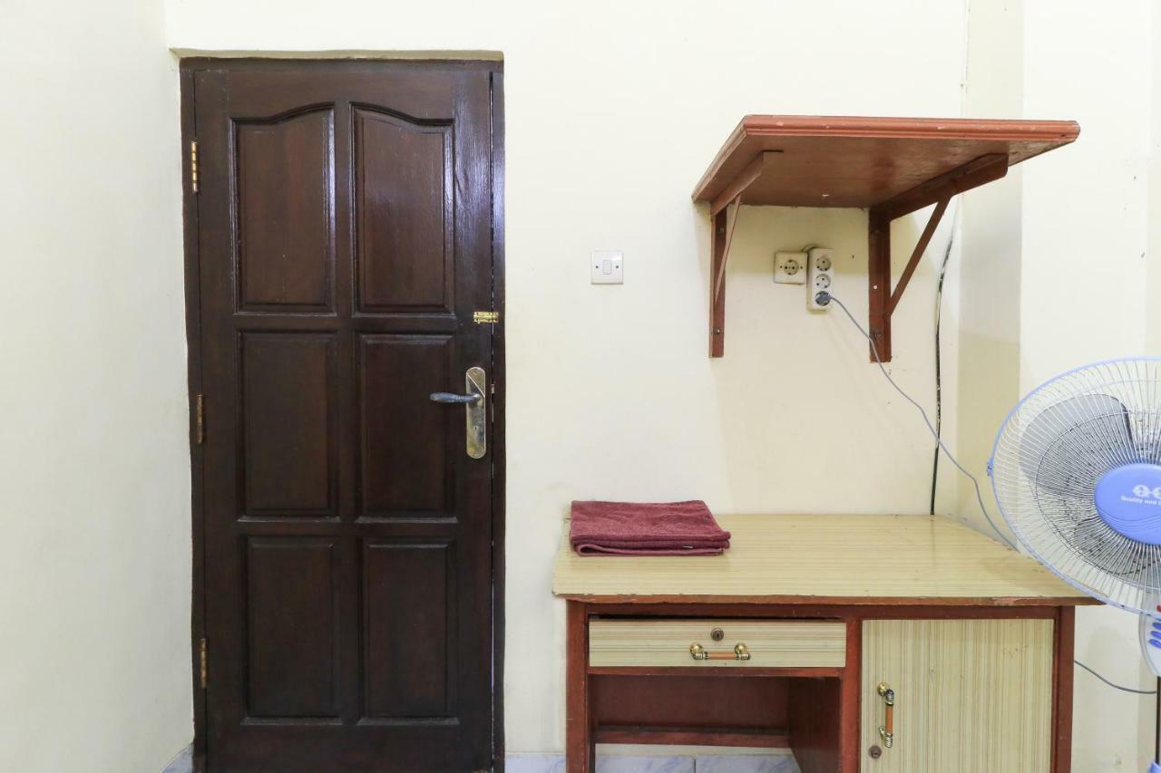 Hotel Erysa Juanda Sedati Kültér fotó